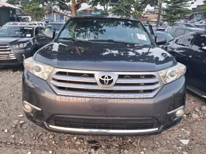 Toyota Highlander 2013 Gray