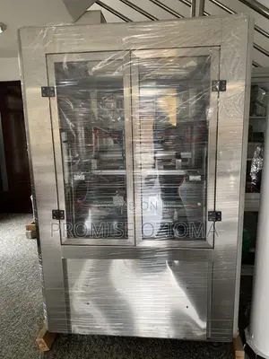 4 Nozzles Filling Machine With Conveyors