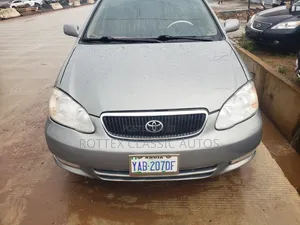 Toyota Corolla 2005 Green