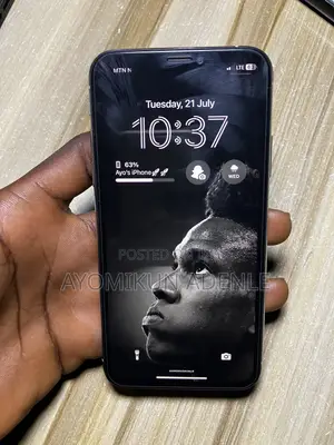 Apple iPhone XS 64 GB Black