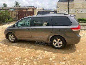 Toyota Sienna 7 Passenger 2011 Gray