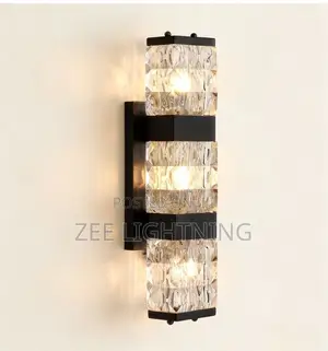 Crystal Body LED Wall Bracket (Black and Gold)