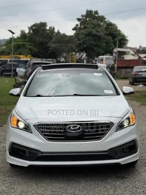 Hyundai Sonata Sport 2.0T 4dr Sedan (2.0L 4cyl Turbo 6A) 2015 White