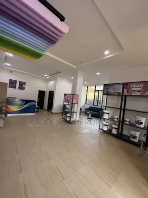 165 SQM Ground Floor Space With Easy Accessible Tarred Roads