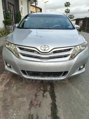 Toyota Venza Limited 2010 Silver