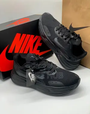 Big Feet Sneakers