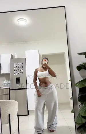 Women Sweatpants/ Free Joggers