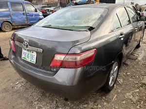Toyota Camry 2.4 2008 Gray