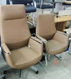 Set of High Classic Office Executive Swivel and Visitor Chair