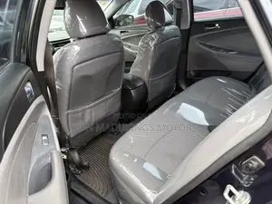Hyundai Sonata Limited 2.0T Sedan (2.0L 4cyl 6A) 2013 Black