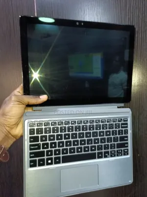 Laptop Dell Latitude 7210 2-in-1 16GB Intel Core i7 SSD 256GB