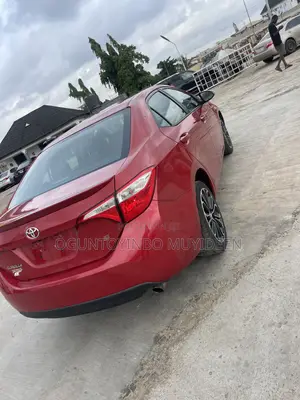 Toyota Corolla 2016 Red
