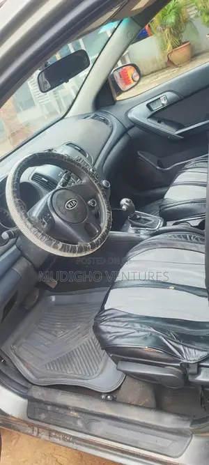Kia Cerato 2010 Gray