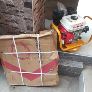 Honda Engine Poker Concrete Vibrator