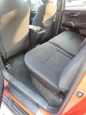 Toyota Tacoma 2017 Orange