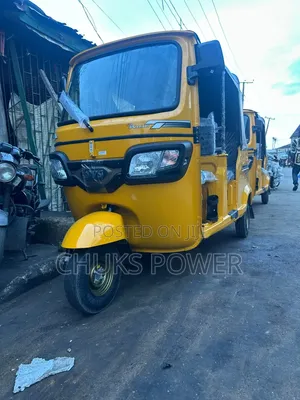 New TVS King Deluxe Plus iTouch Start 2025 Yellow