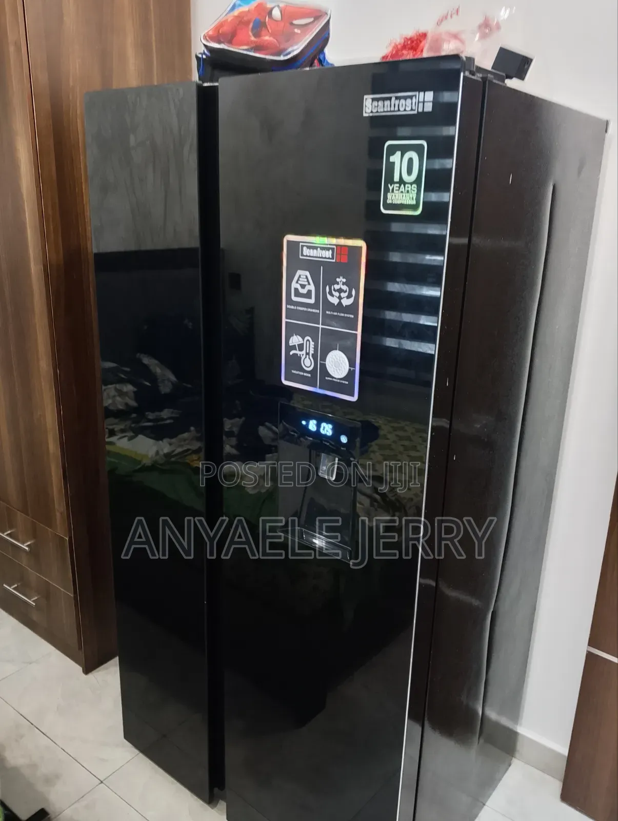 Scanfrost Refrigerator