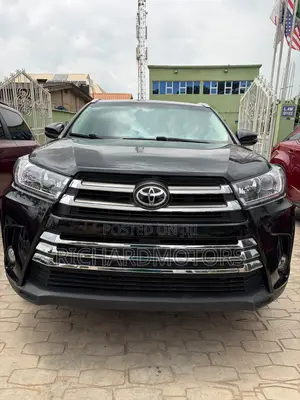Toyota Highlander XLE 4dr SUV AWD (3.5L 6cyl 6A) 2015 Black
