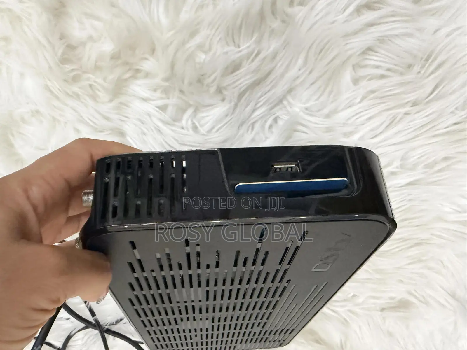 DSTV Explora With Remote