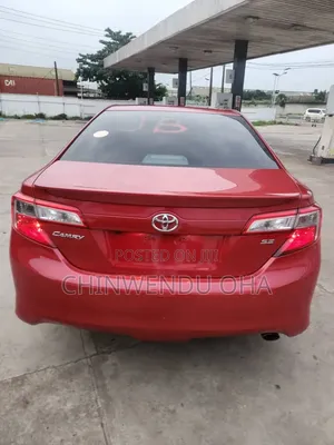 Toyota Camry 2014 Red