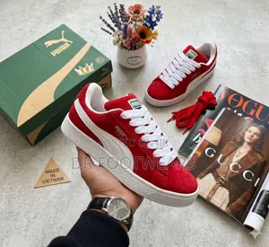 Puma Suede Classic Sneakers