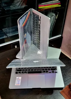 Laptop Apple MacBook Pro 2015 16GB Intel Core i7 SSD 128GB