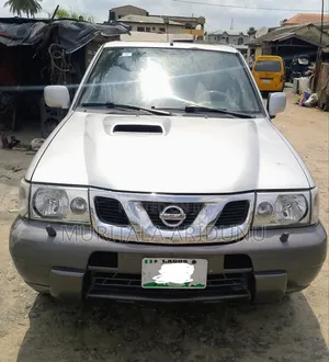 Nissan Terrano 2005 Silver