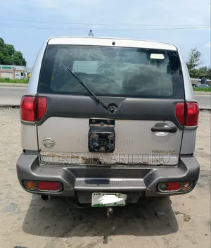 Nissan Terrano 2005 Silver