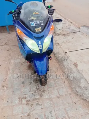 Suzuki Burgman 2012 Blue