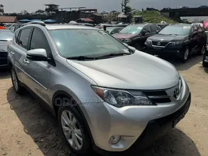 Toyota RAV4 2015 Silver