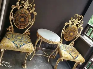 Quality Standard Royal Console Char