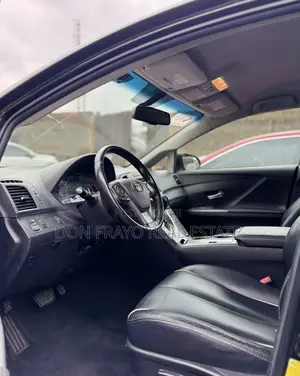 Toyota Venza XLE 2013