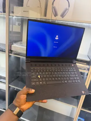Laptop Alienware M15 16GB AMD Ryzen 7 SSD 512GB