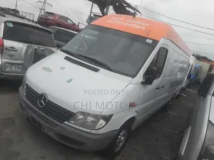 Mercedes-Benz Sprinter 2005 White