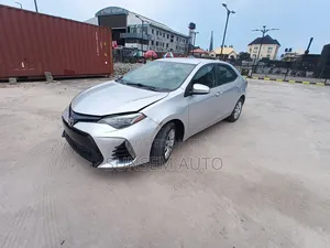 Toyota Corolla 2017 Silver