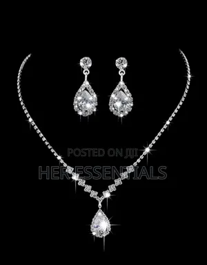 3psc Water Drop Necklace and Earrings Set