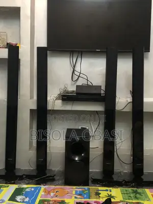 Samsung Home Theater With DVD and Bluetooth