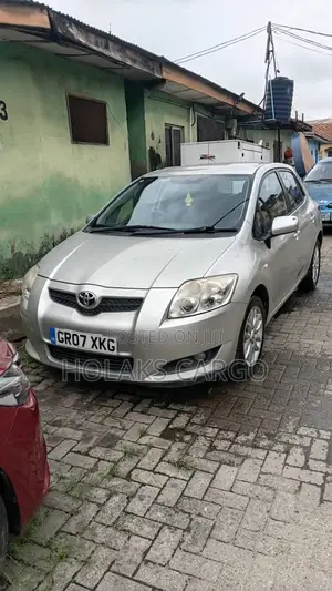 Toyota Auris 1.4 VVTi 2008 Gold
