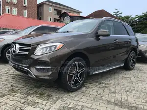 Mercedes-Benz GLE-Class 2019 Brown