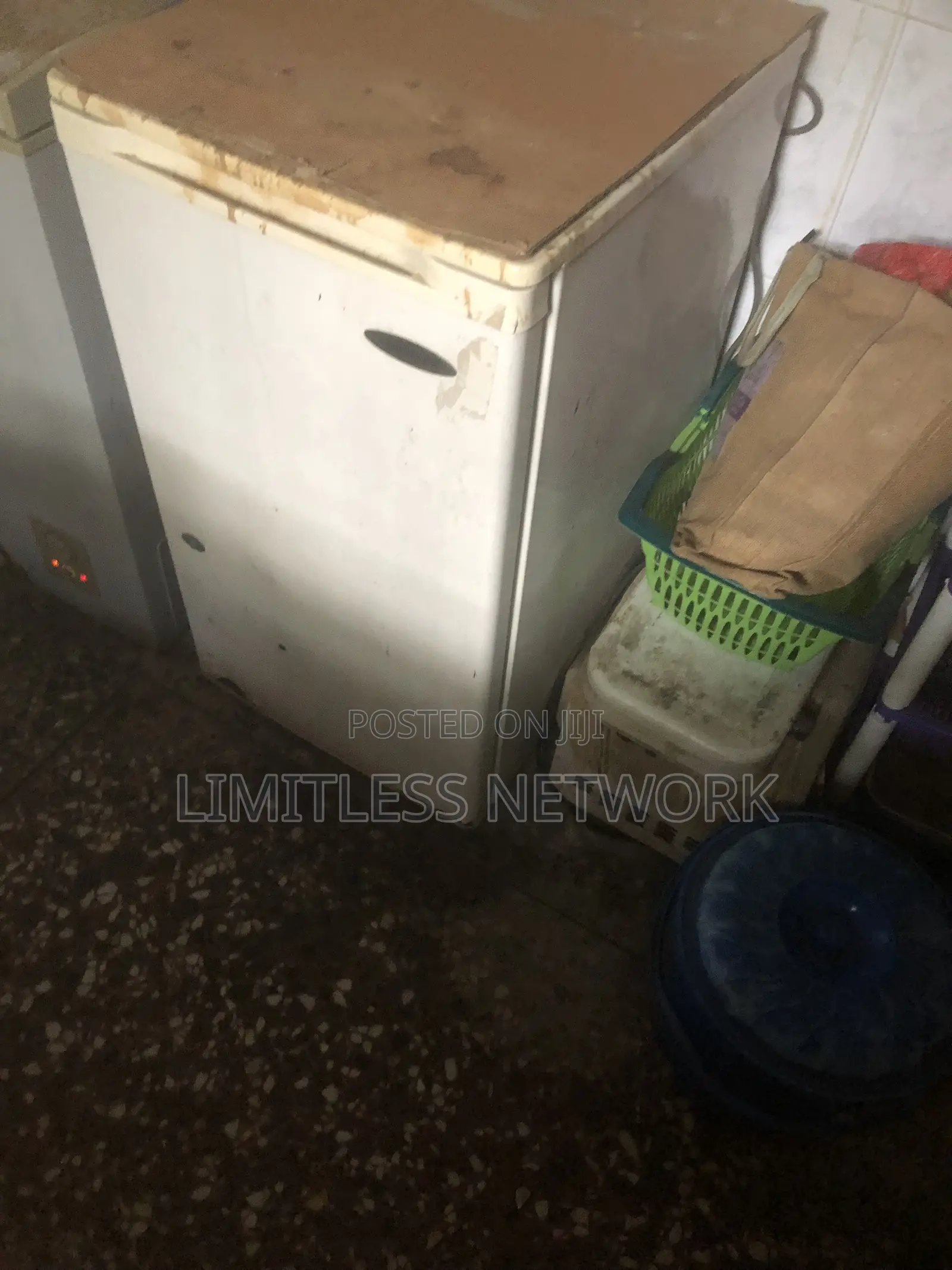 Refrigerator