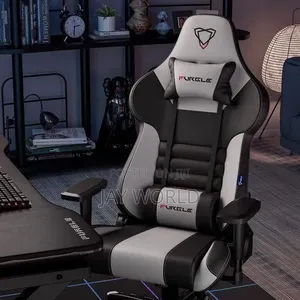 Jay-World Interior