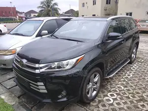 Toyota Highlander Limited Platinum 2019 Black