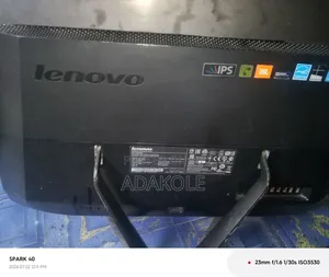 Desktop Computer Lenovo 4GB Intel Core i3 HDD 500GB