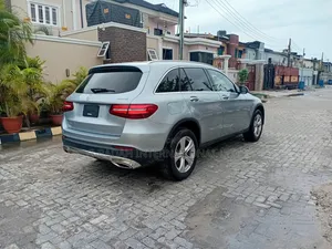 Mercedes-Benz GLC-Class 2017 Blue