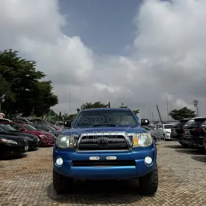 Toyota Tacoma Access Cab 2012 Blue