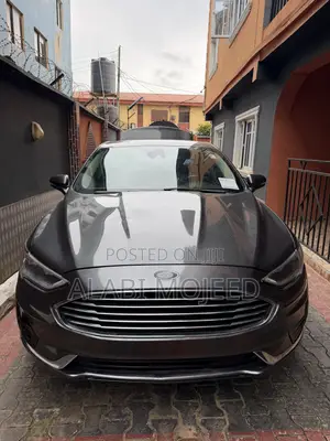 Ford Fusion SEL AWD 2019 Gray