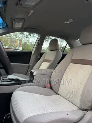 Toyota Camry LE 4dr Sedan (2.5L 4cyl 6A) 2013 White
