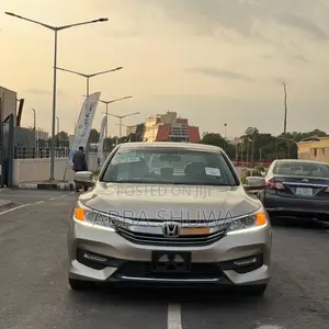 Honda Accord EX-L 4dr Sedan FWD (2.4L 4cyl 2A) 2016 Gold