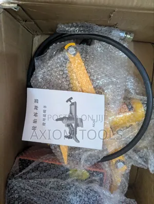 Hydraulic Bead Breaker