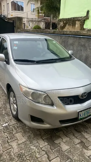 Toyota Corolla 2009 Silver